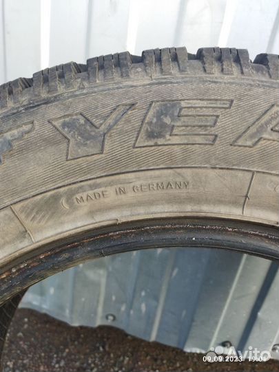 Goodyear UltraGrip 500 225/65 R17 102T