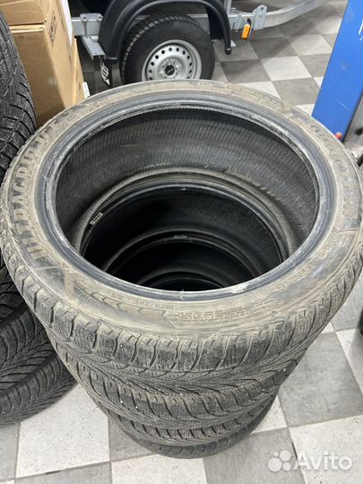 Goodyear UltraGrip Ice 2 235/45 R18 98T