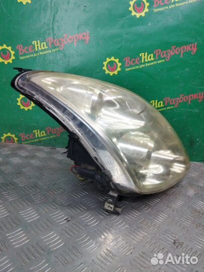 Фара правая ксенон Suzuki Swift 1.3-1.6 2004-11Г