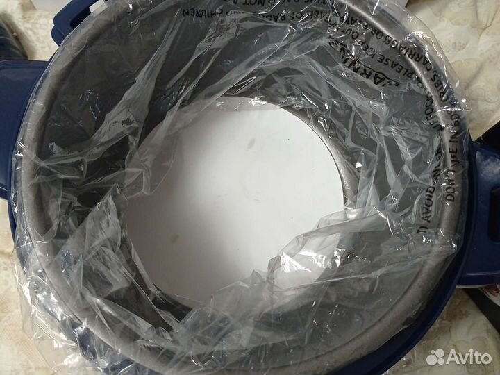 Мультиварка новая