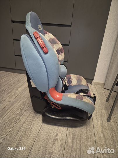 Автомобильное детское кресло от 9 до 21 кг
