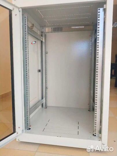 Серверный шкаф