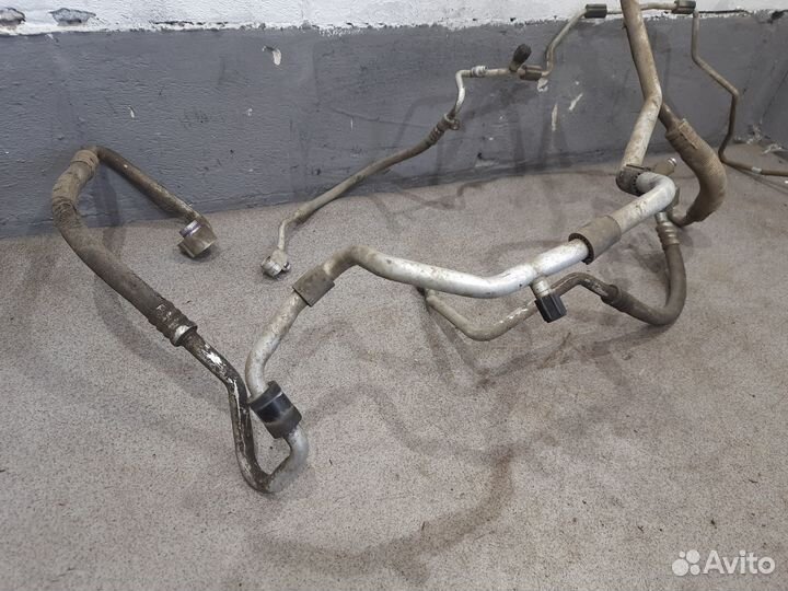 Трубка кондиционера для 1.8 tfsi BZB WV Passat B6