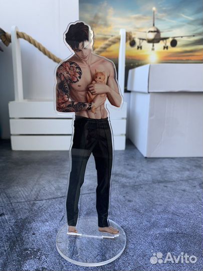 Акриловая фигурка 