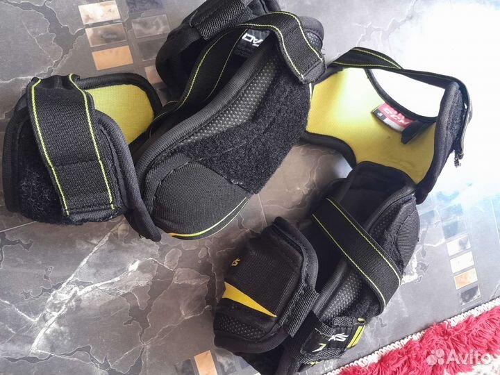 Налокотники хоккейные ссм