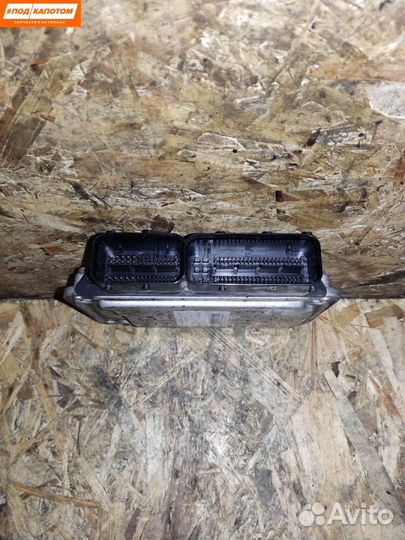 Блок управления двигателем Volkswagen Golf 5