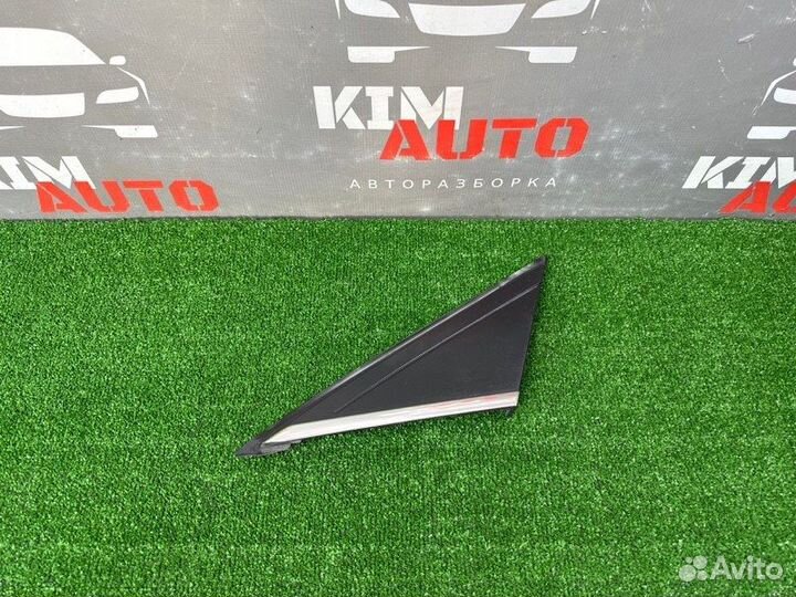 Накладка переднего крыла левая Ford Focus 3 2.0L