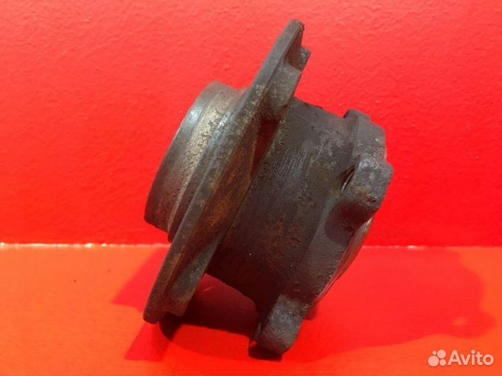 Ступица передняя Bmw 7 E65 N62B36A 2004