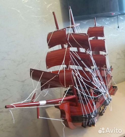Кораблик интерьерный