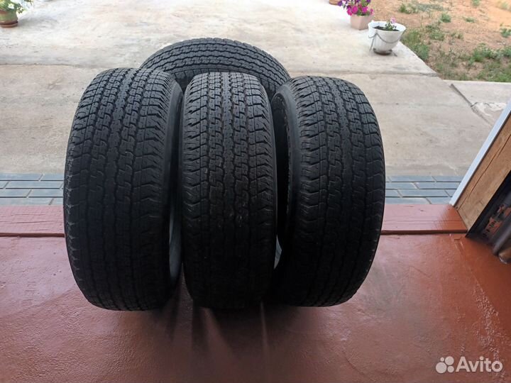 Bridgestone Dueler H/T 840 265/65 R17