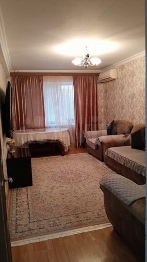 4-к. квартира, 81 м², 1/5 эт.