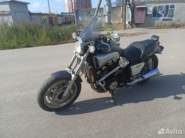Yamaha V-MAX 1200