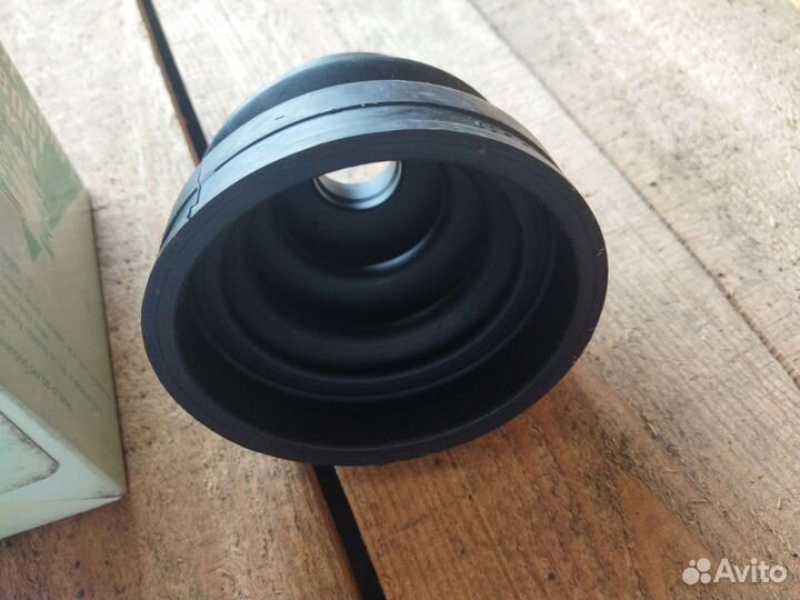 Пыльник шруса Nissan Skyline