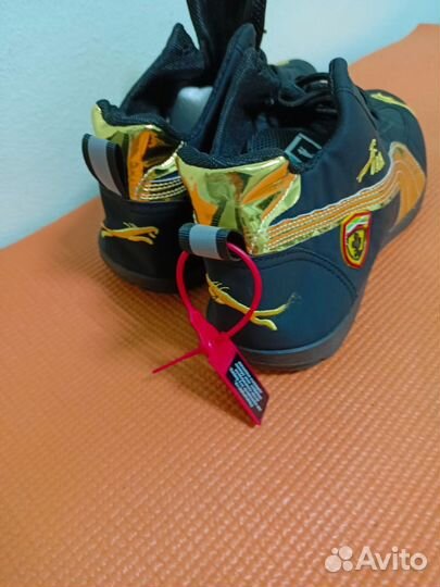 Кроссовки летние