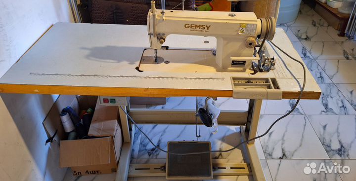 Швейная машина gemsy