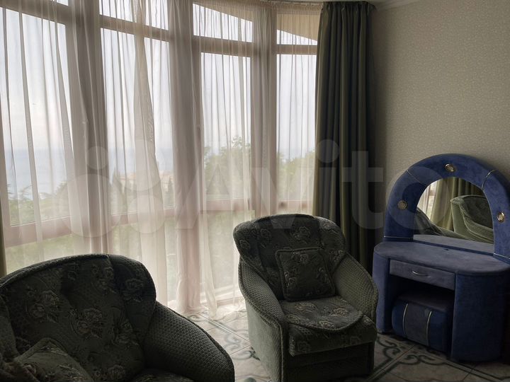 Квартира-студия, 40 м², 2/3 эт.