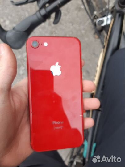 iPhone 8, 64 ГБ