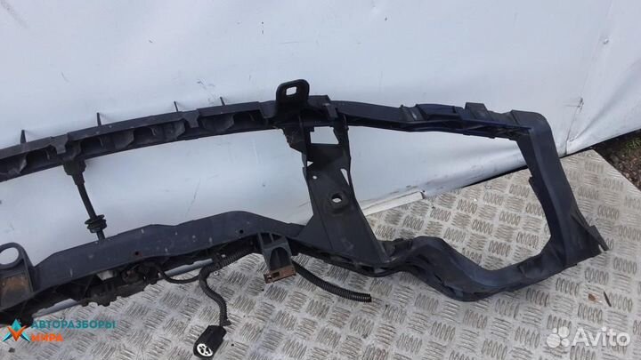 Передняя панель крепления облицовки (телевизор)