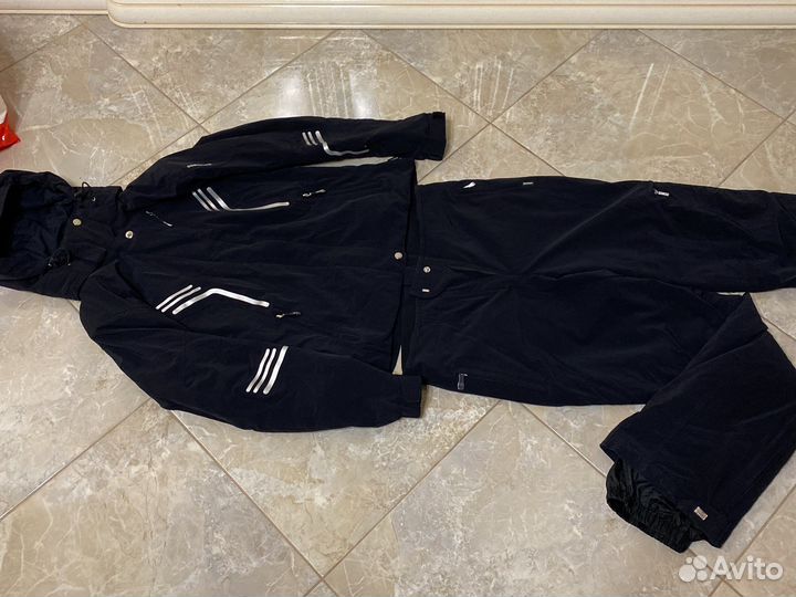 Горнолыжный костюм женский Descente р. М