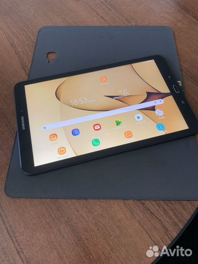 Samsung galaxy tab 10.1 SM-T585