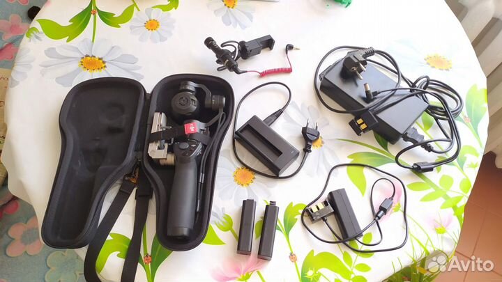 DJI Osmo x3 (может работать от сети 220В)