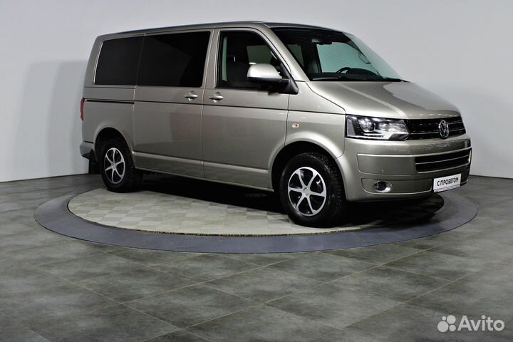 Volkswagen Caravelle 2.0 AMT, 2012, 215 207 км