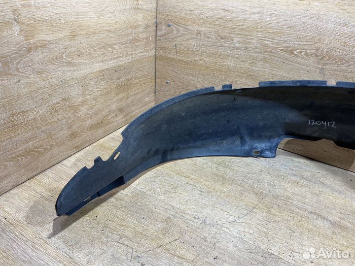 Подкрылок передний правый VW Golf 3 170412