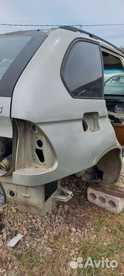 Крыло заднее правое BMW E53