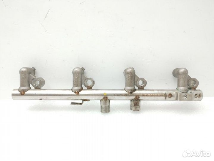 Топливная рейка (рампа) Mercedes-Benz E-Class W212