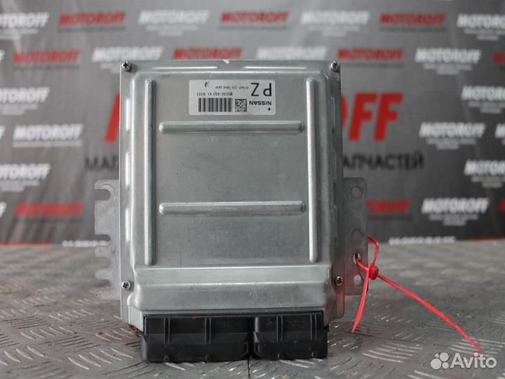 Блок управления Ниссан MEC35-933 (Y50 VQ35)