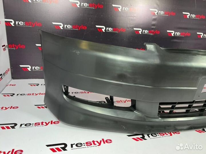 Бампер передний Toyota Ipsum 20 01-03 S2298
