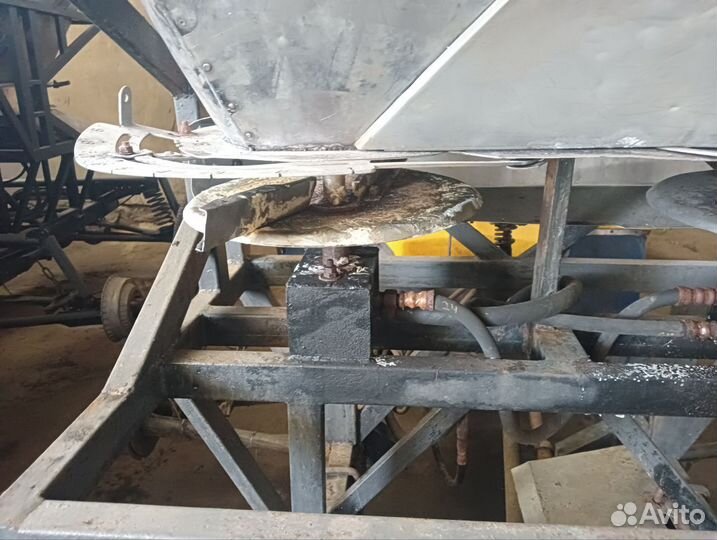 Опрыскиватель, 2014