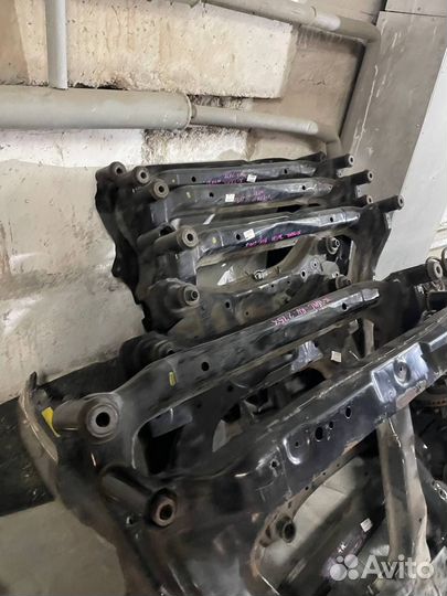 Подрамник на Ниссан x-trail