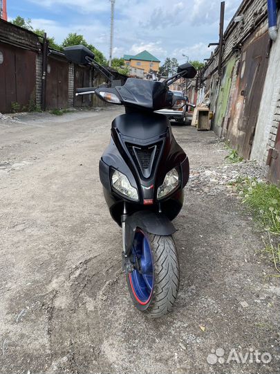 Продам Надежный Aprilia sr50r