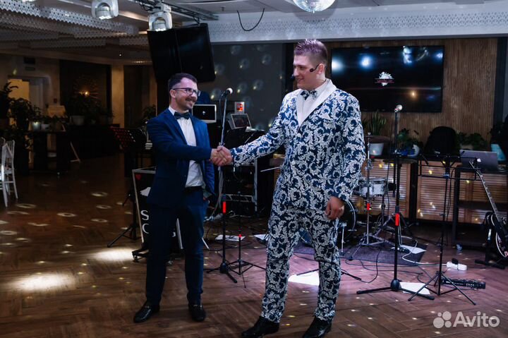 Фокусник Иллюзионист