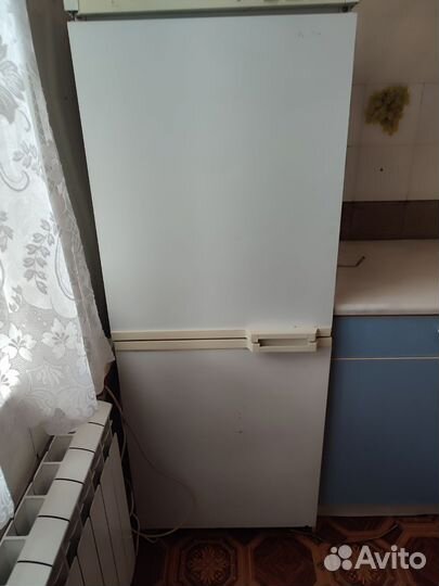 Холодильник атлант бу двухкамерный