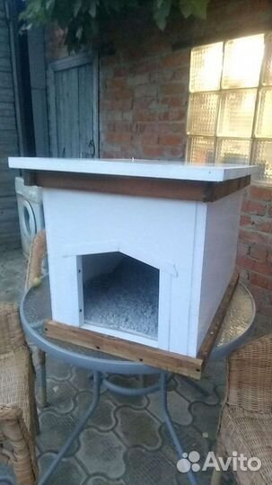 Будки для собак и кошек