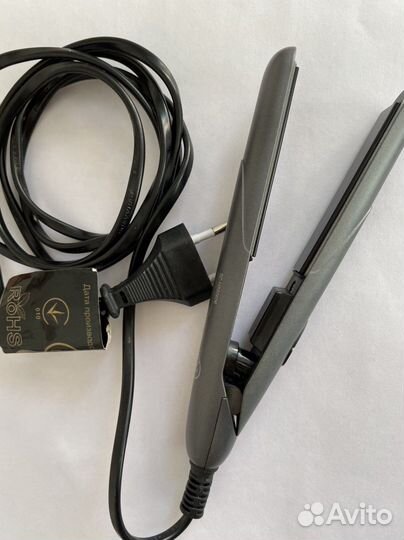 Выпрямитель для волос новый