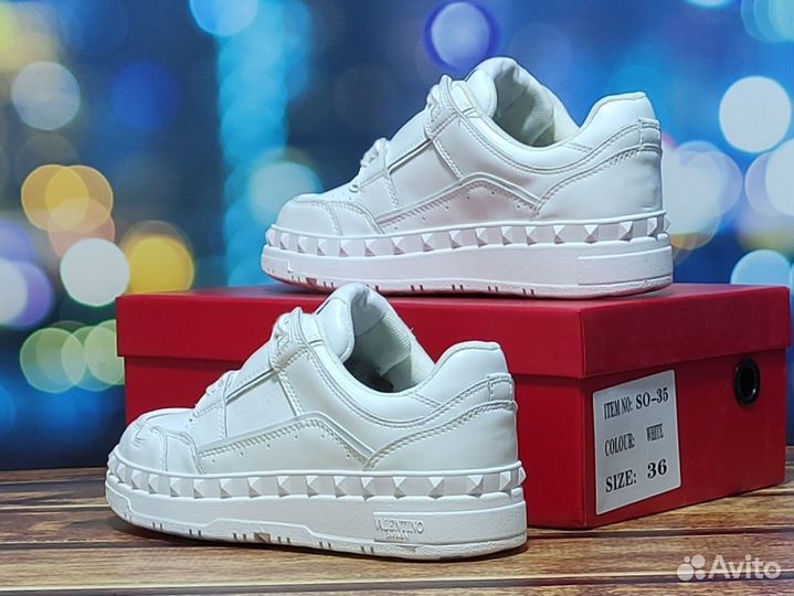 Кроссовки кожаные Valentino