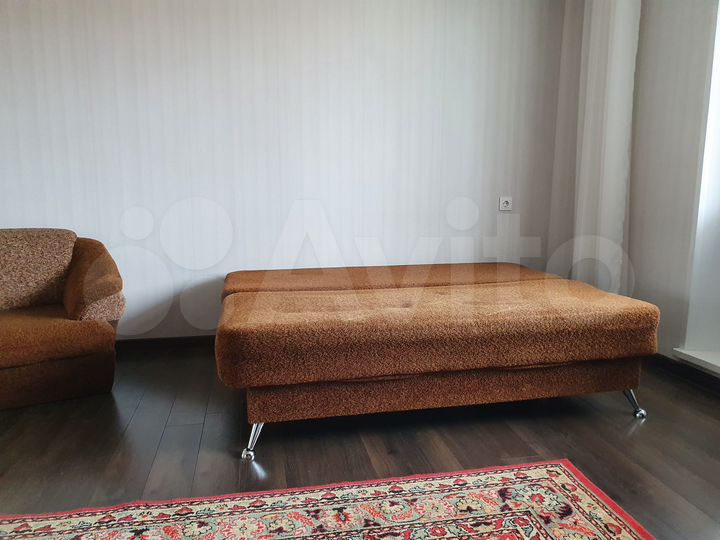 2-к. квартира, 67 м², 9/10 эт.