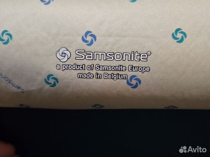 Чемодан на колесах большой samsonite