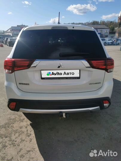 Mitsubishi Outlander 2.0 CVT, 2016, 205 000 км