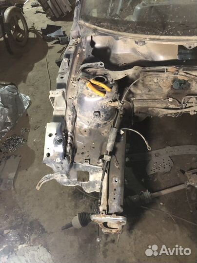 Четверть передняя правая Mazda 3 BK седан