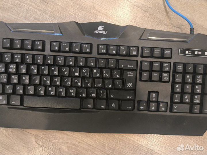 Игровая клавиатура с подсветкой