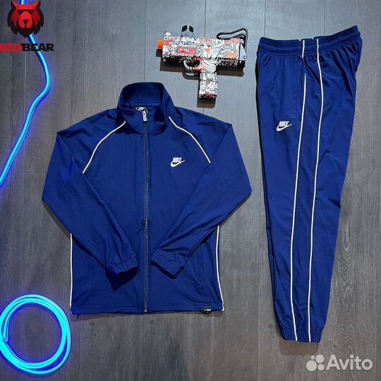 Спортивный костюм Nike