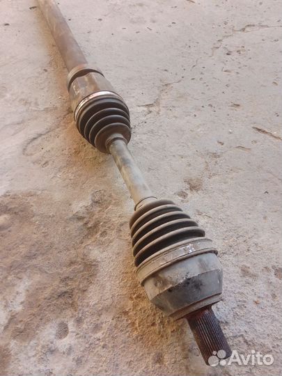 Передний привод(правый) volvo S80 ll