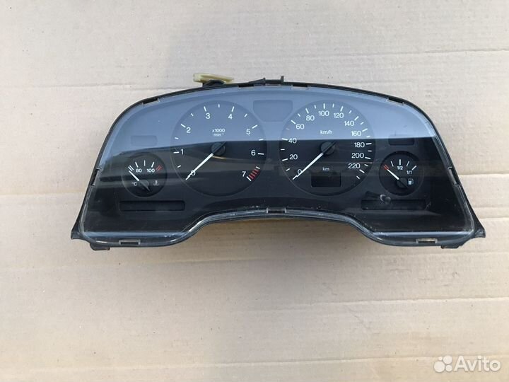 Щиток приборов Opel Astra G