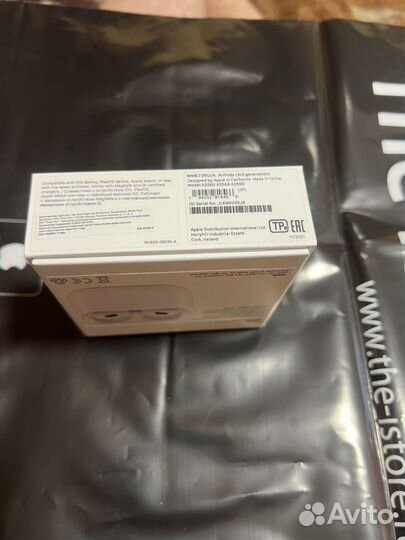 Беспроводные наушники apple airpods 3