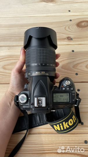 Nikon D90 + объектив 18-105