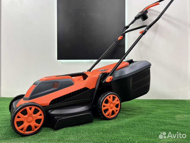 Газонокосилка электр Patriot PT1433E(32см, 1,4кВт)